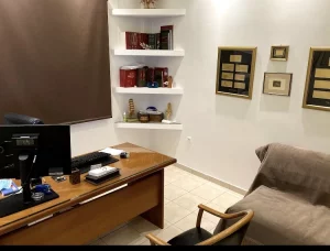 iatreio-2_2-bee53152 (1)